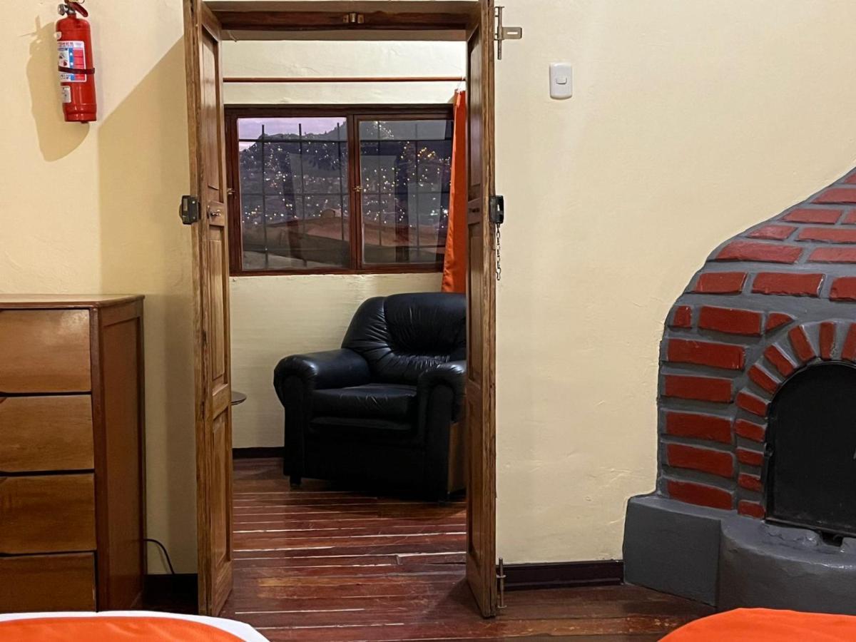 Hostal Andenes De Alabado Hotel Куско Екстериор снимка